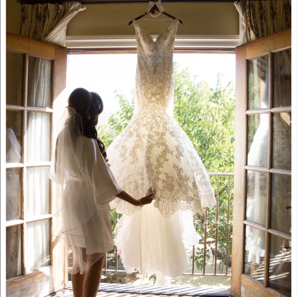 I’m selling my gorgeous Wedding Ceremony Dress. - Picture 2 of 4